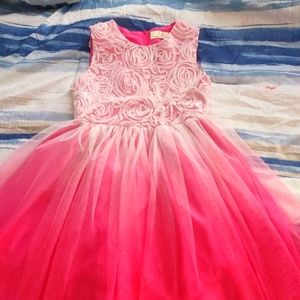 Girls dress